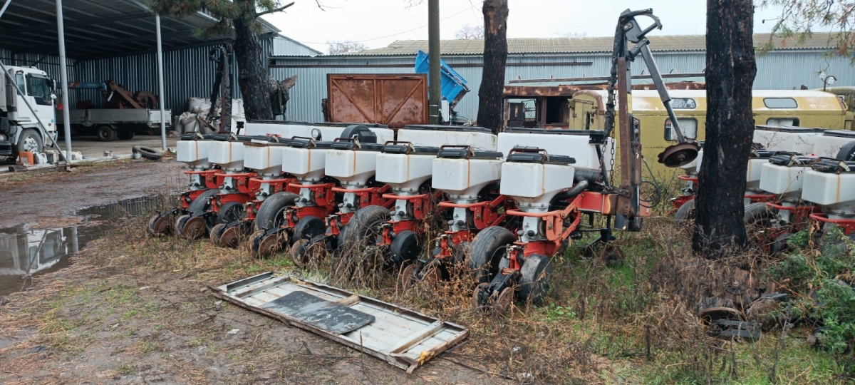 Сеялка Massey Ferguson 555 TSB