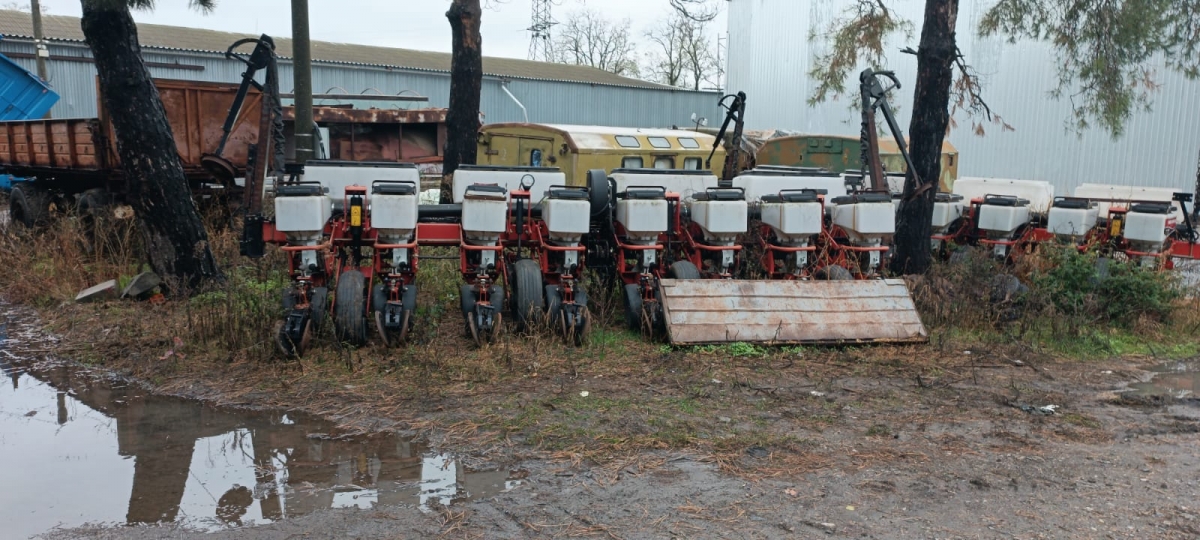 Сеялка Massey Ferguson 555 TSB