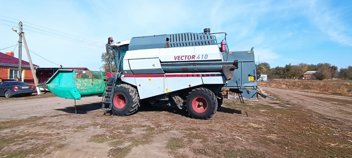 Комбайн Вектор-410 Vector-410