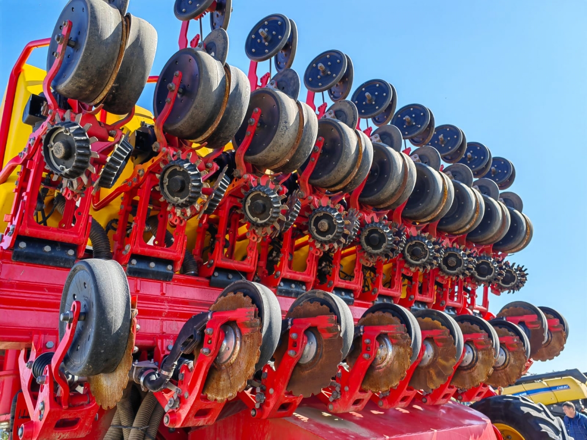 Сеялка пропашная точного высева Vaderstad seed drill tpl18