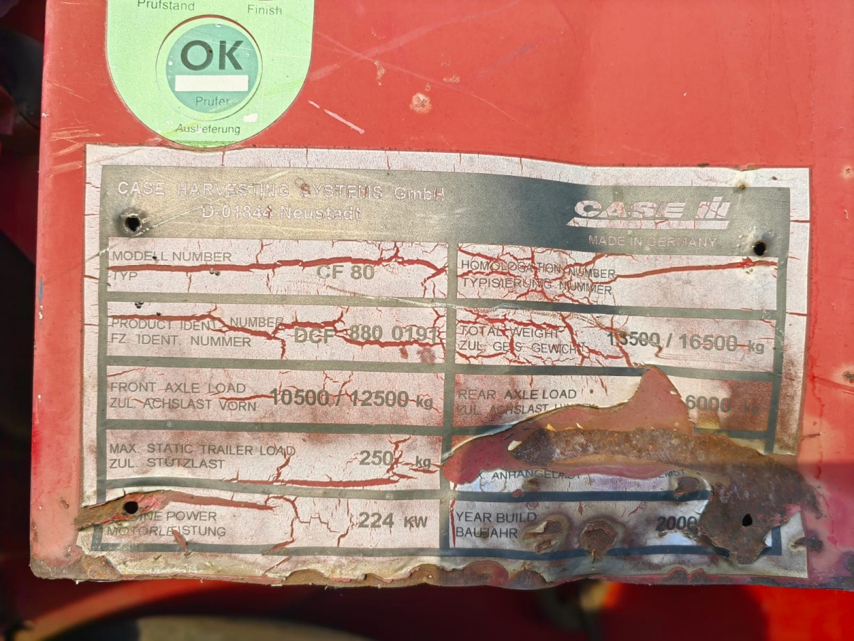 Комбайн Case CF80