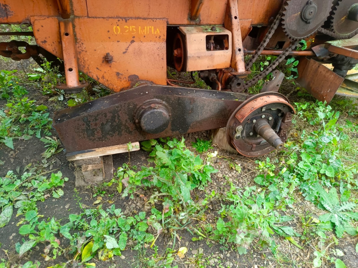 Разбрасыватель минеральных удобрений Мву-5