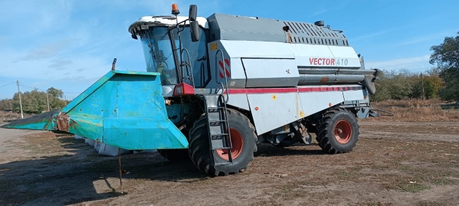 Комбайн Вектор-410 Vector-410
