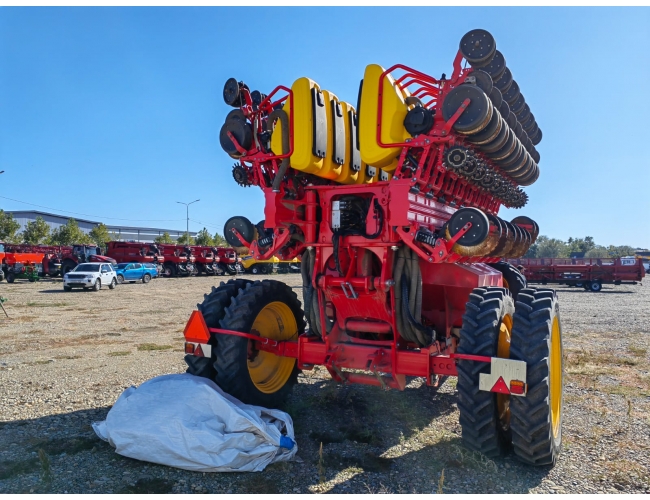 Сеялка пропашная точного высева Vaderstad seed drill tpl18
