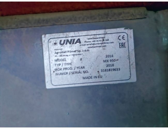 Разбрасыватель удобрений UNIA MX950
