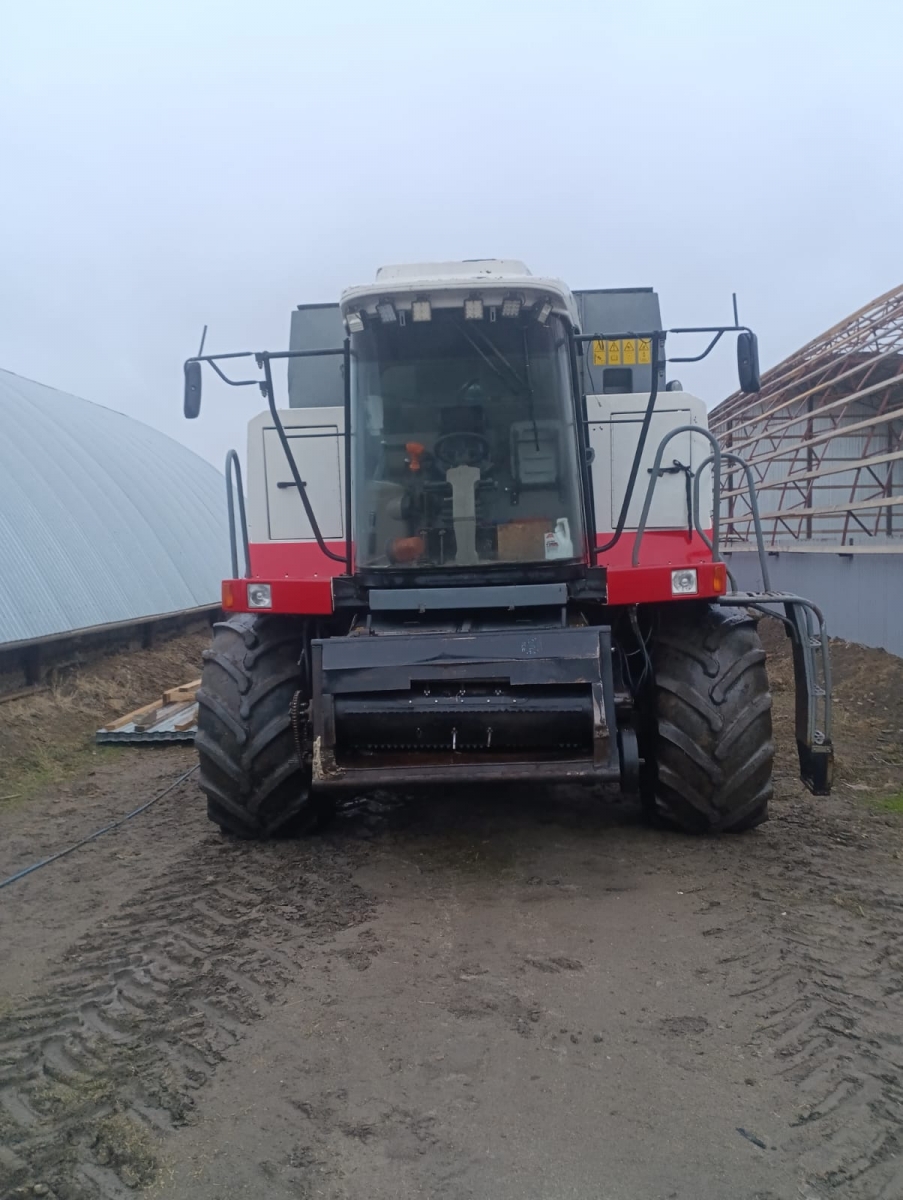 Комбайн Акрос 530